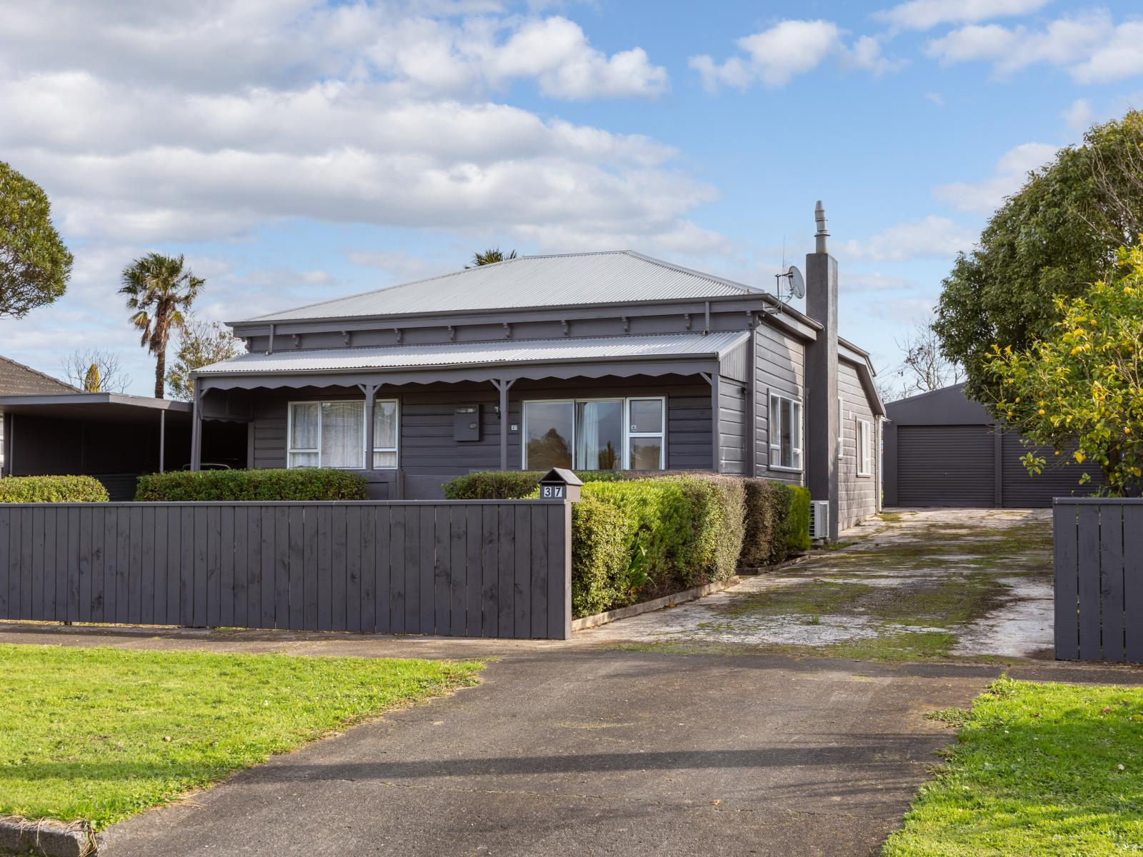 37 Burgoyne Street, Woodville