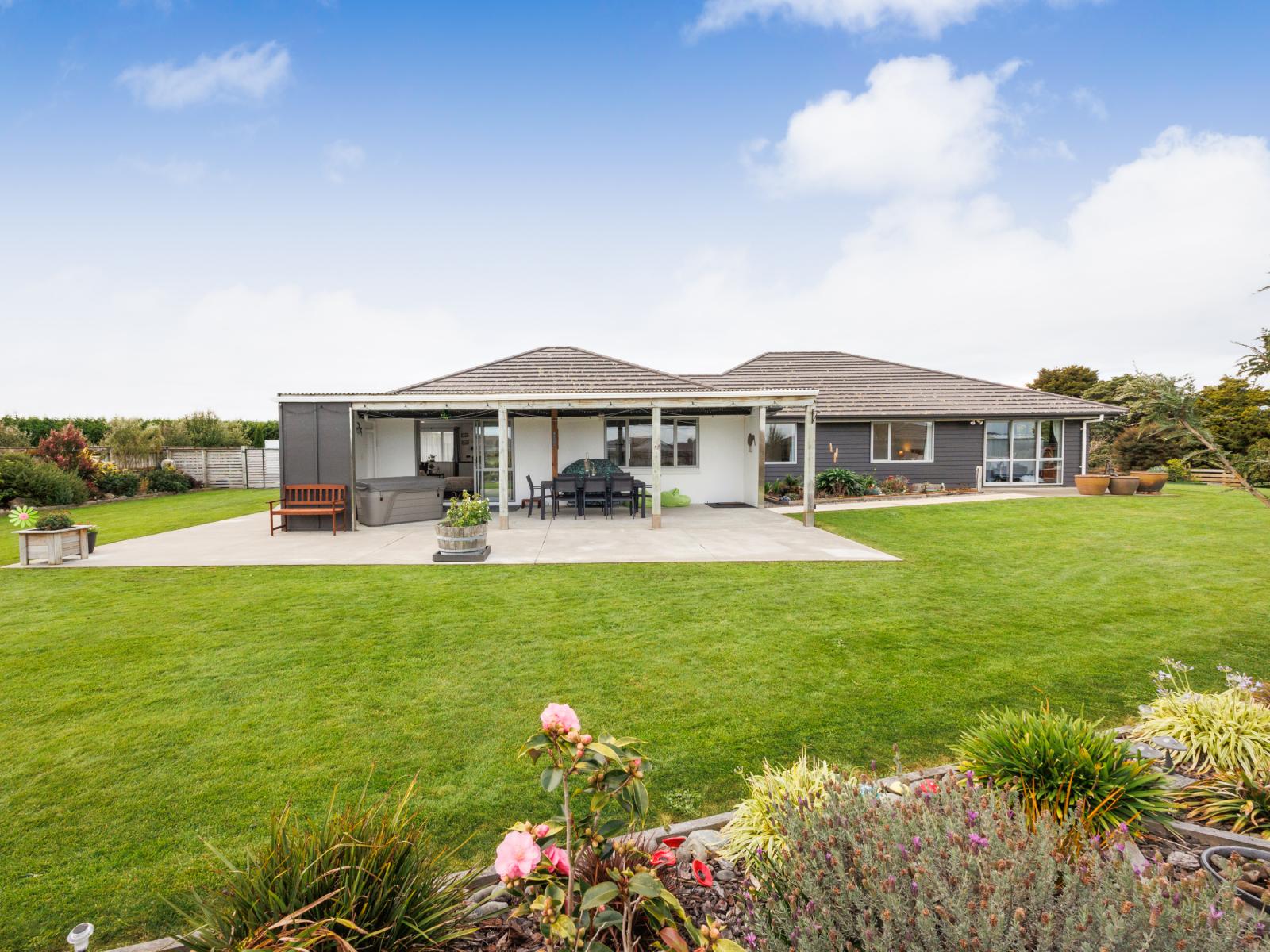 120 Mount Taylor Drive, Feilding