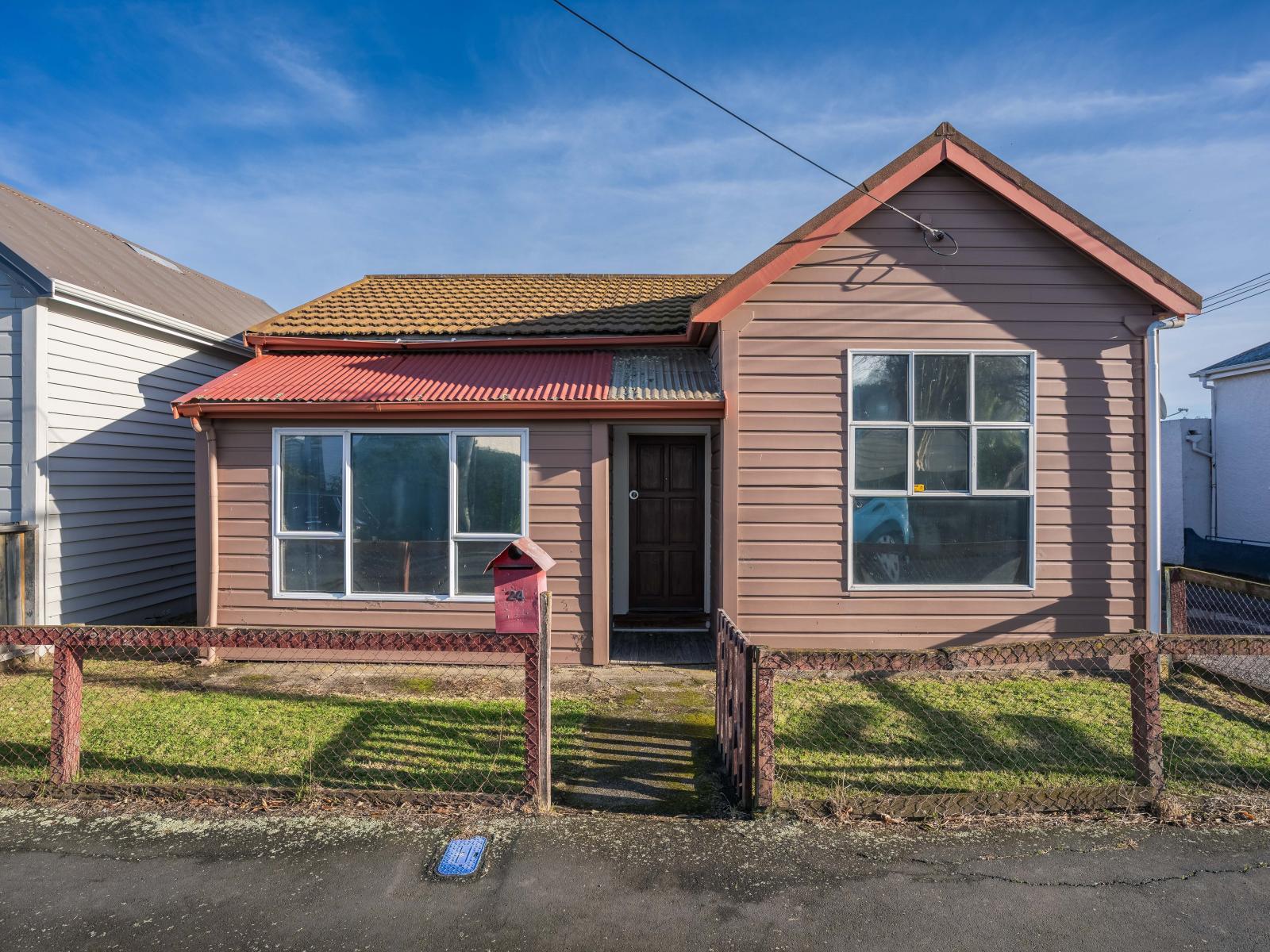 24 Wesley Street, South Dunedin