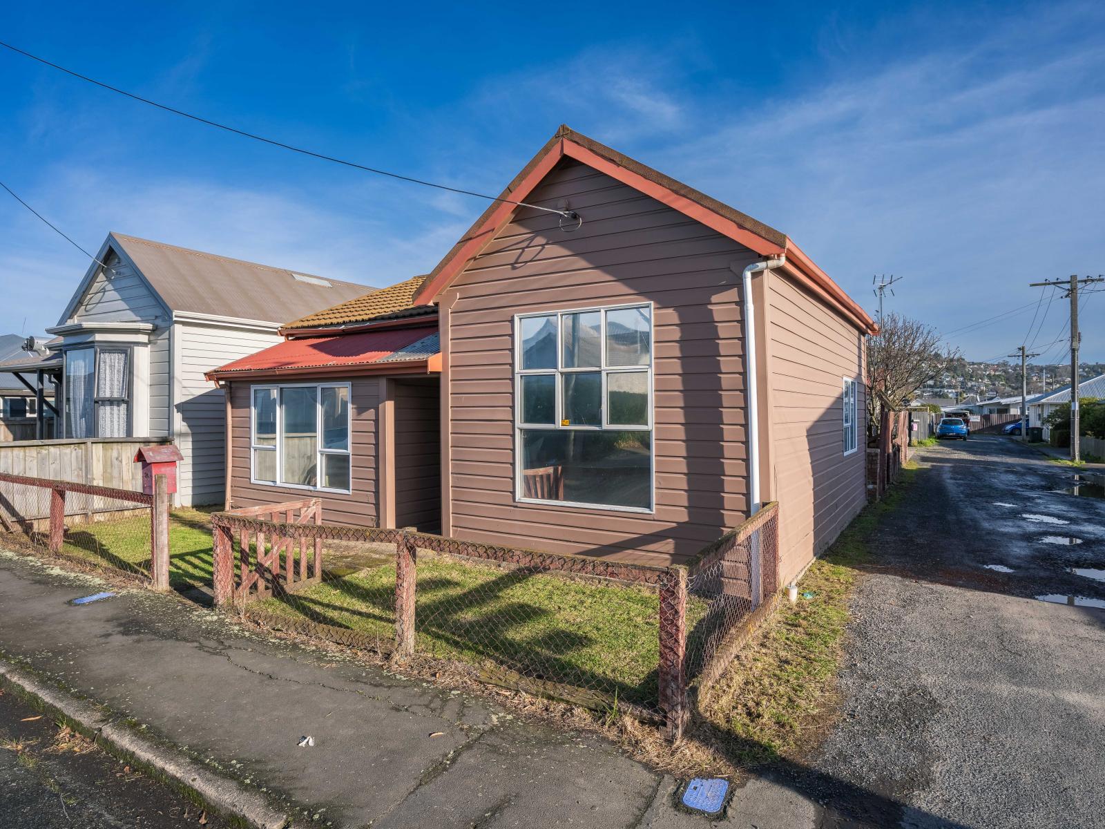 24 Wesley Street, South Dunedin
