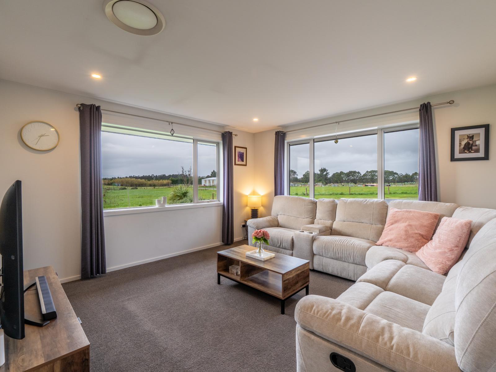 406 Flora Road East, Makarewa
