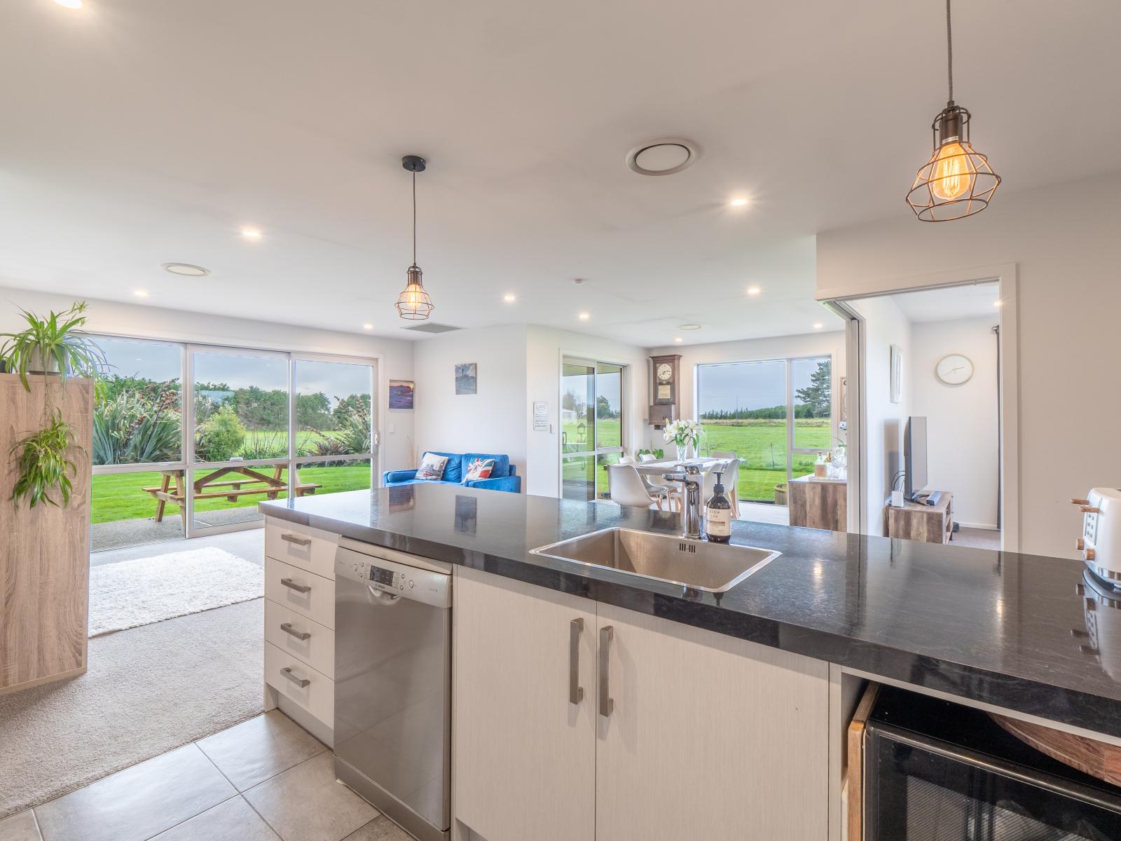 406 Flora Road East, Makarewa