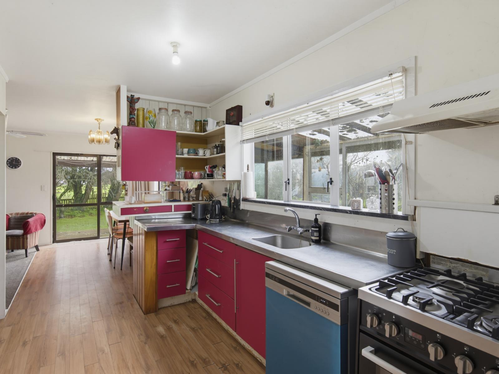 583 Hokio Beach Road, Hokio Beach