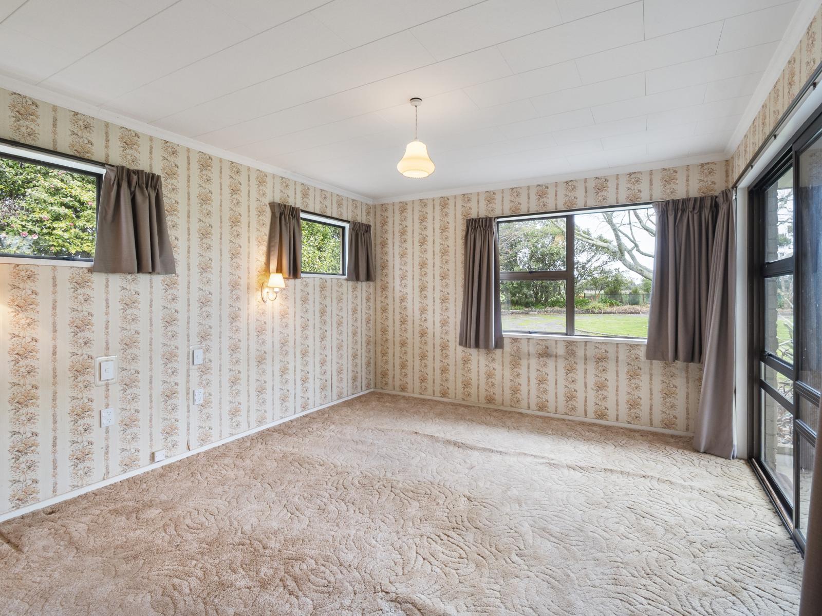 1204 Camerons Line, Aorangi
