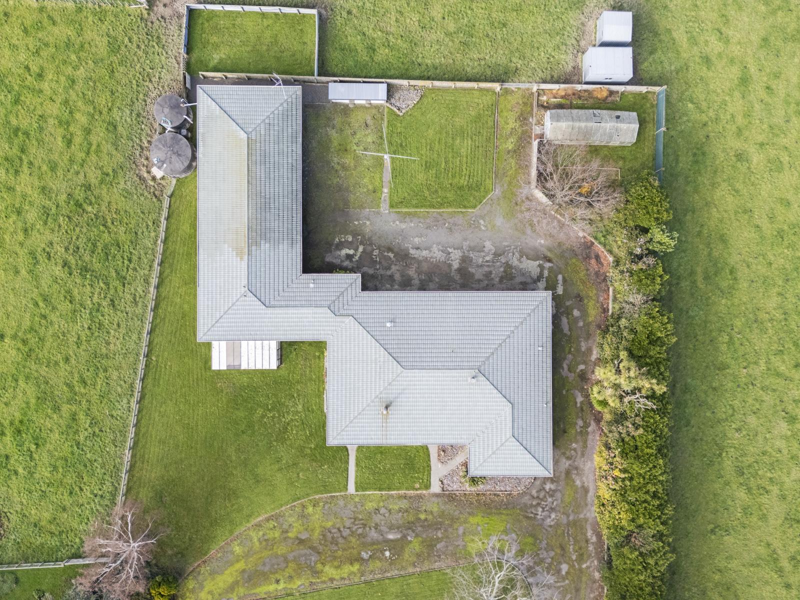 1204 Camerons Line, Aorangi
