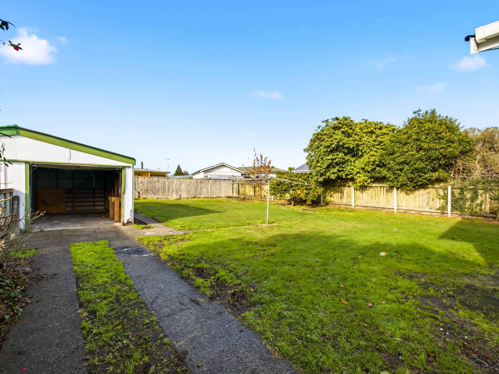 108 Te Rangitautahanga Road, Turangi
