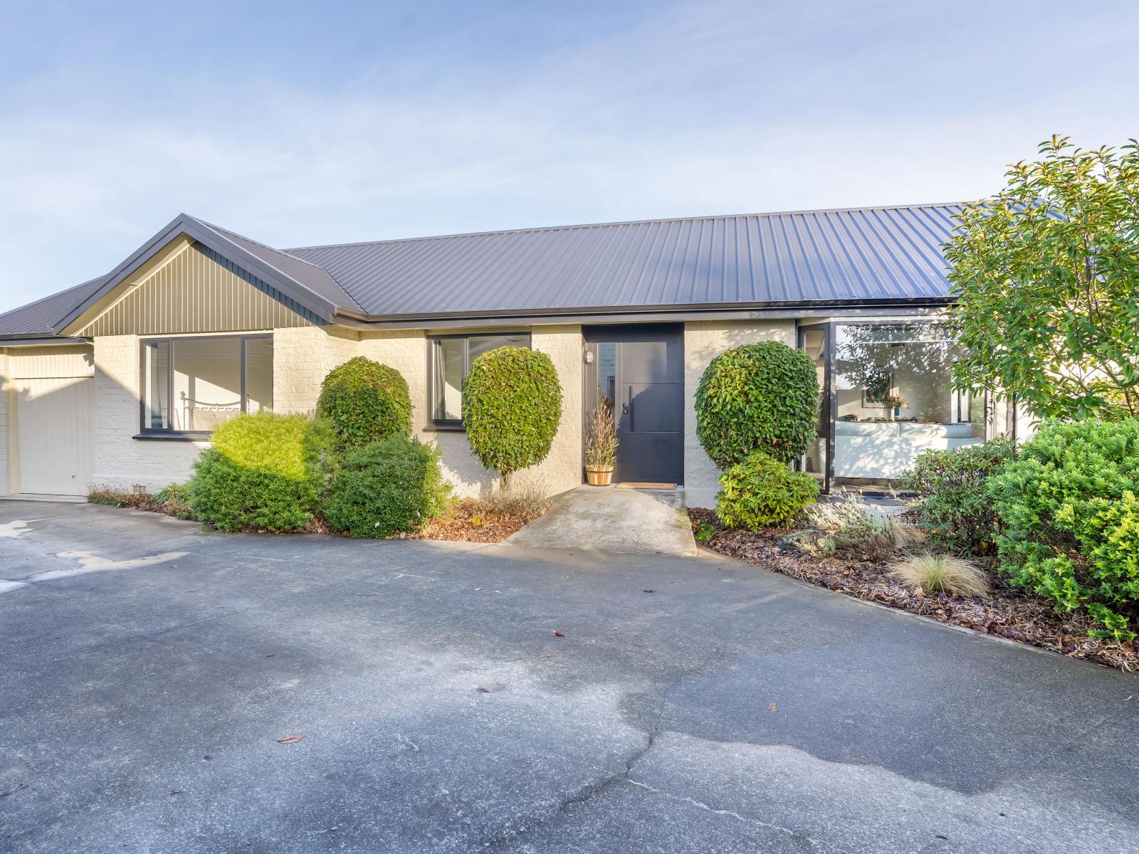 65 Eglinton Street, Winton