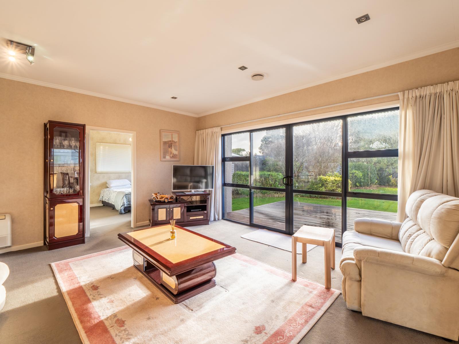 522 Tay Street, Hawthorndale