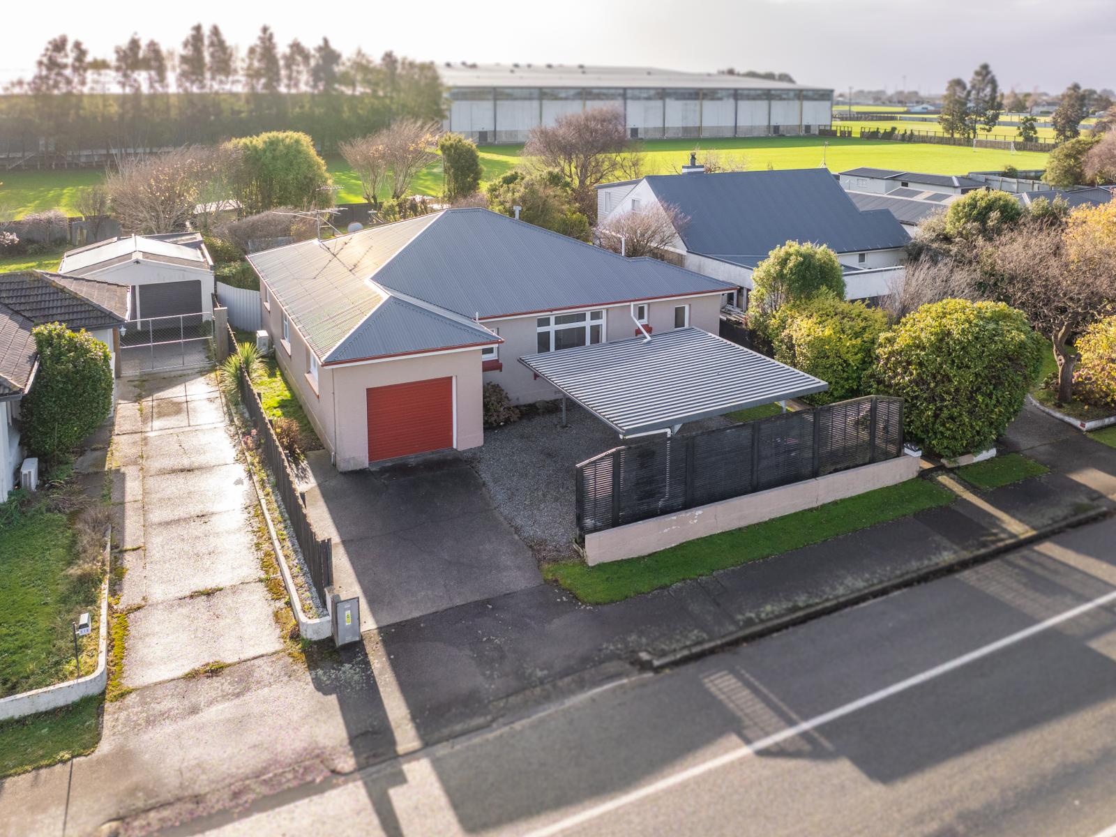 522 Tay Street, Hawthorndale