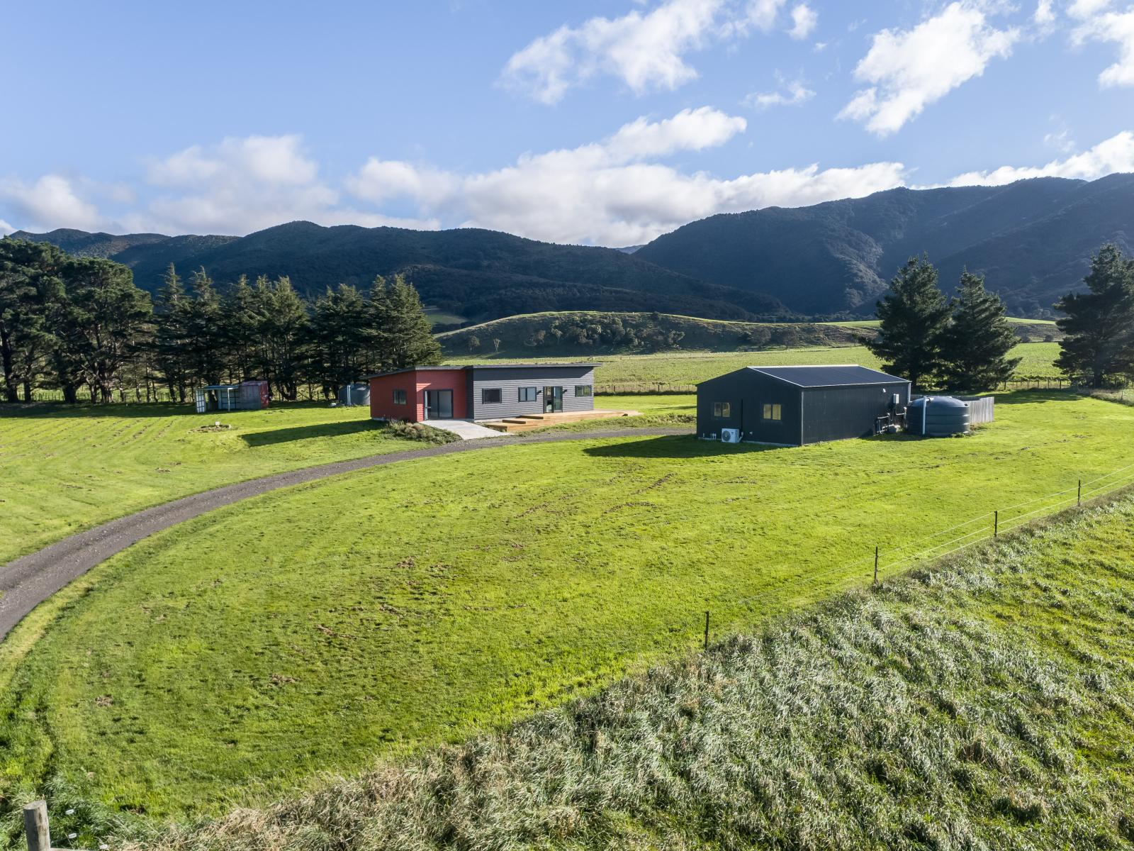 370 Western Lake Road, Western Lake