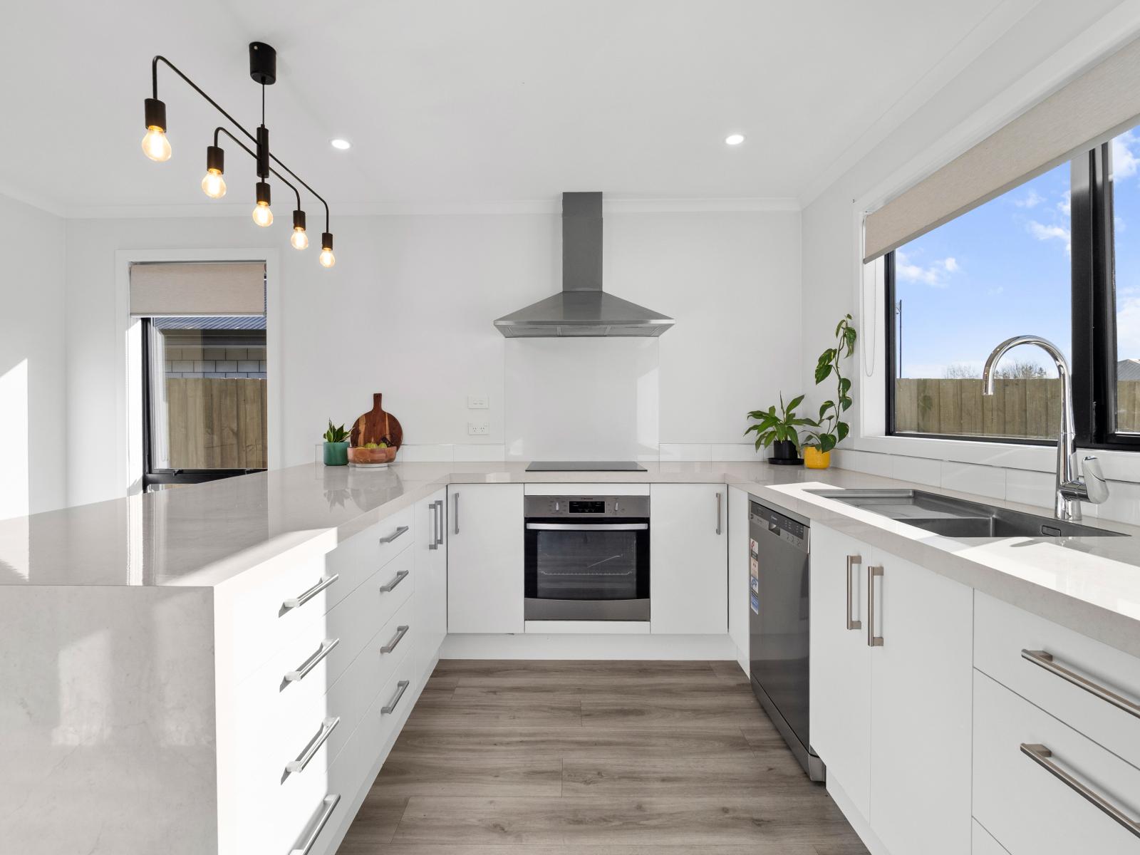 8 Redhaven Rise, Netherby