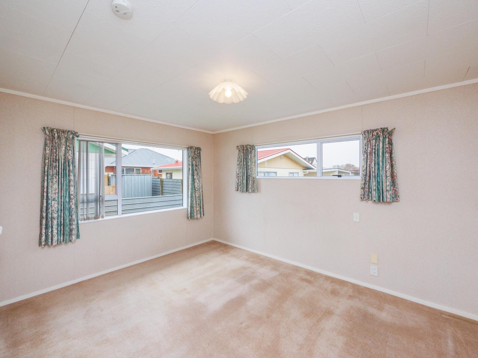 8 South Street, Feilding