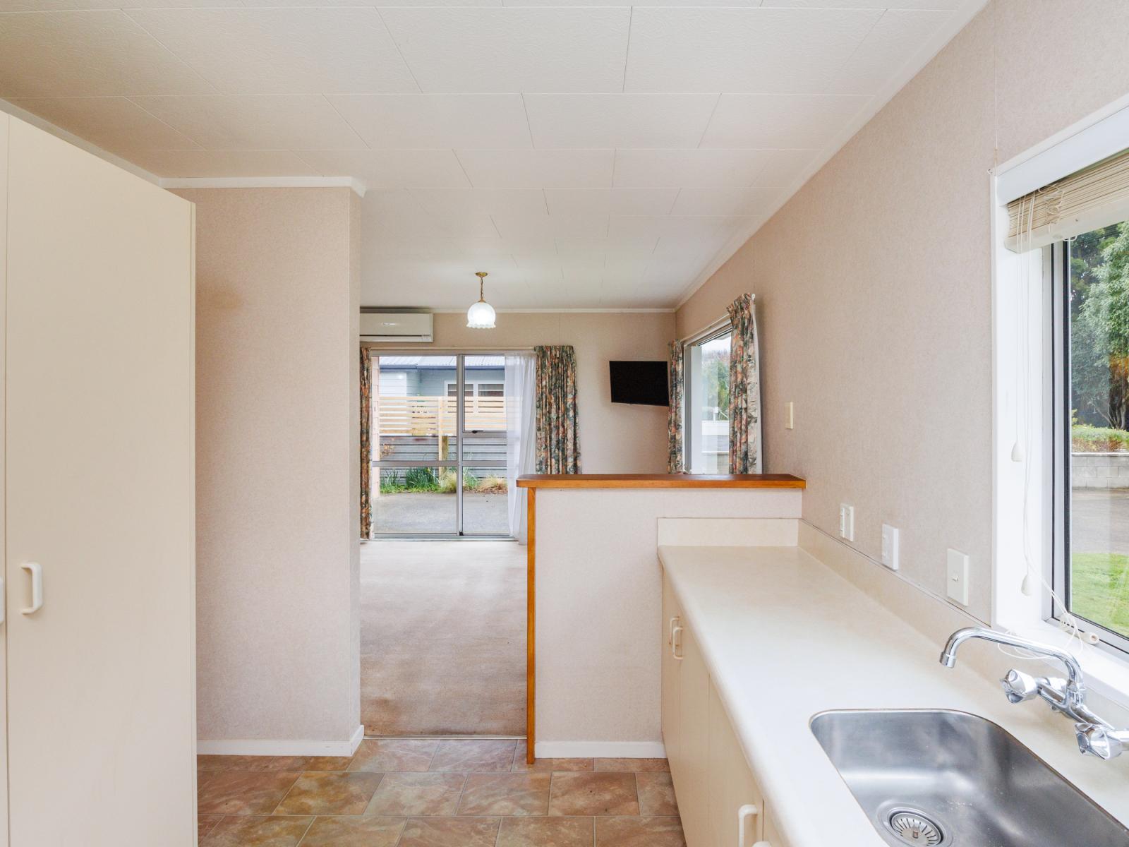 8 South Street, Feilding