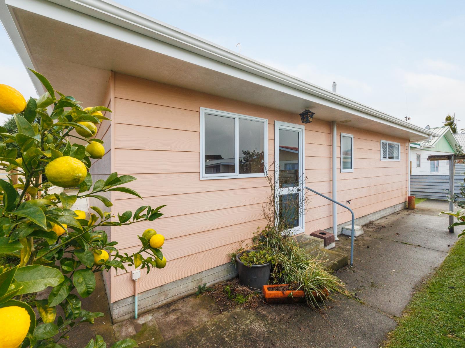 8 South Street, Feilding