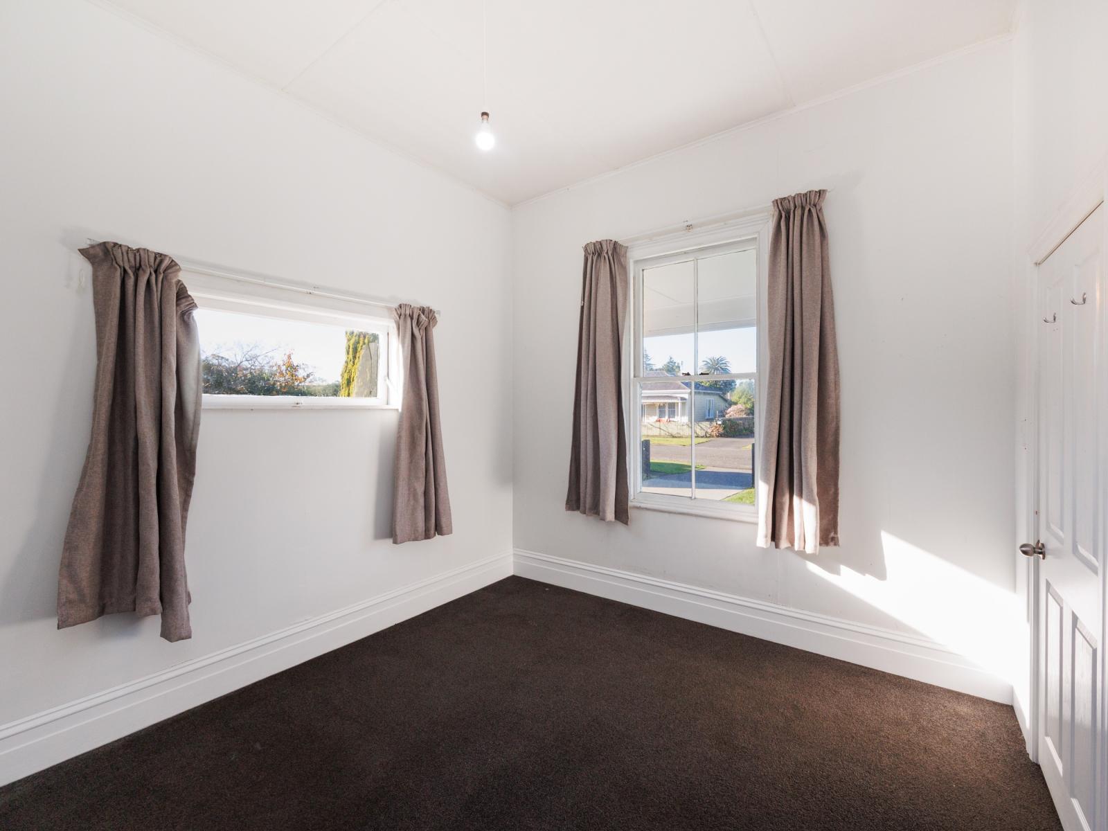 16 Queen Street, Feilding