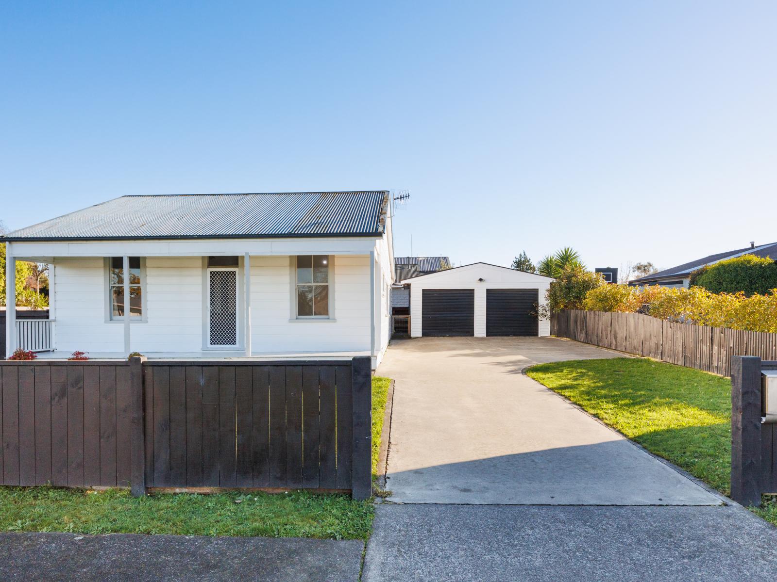 16 Queen Street, Feilding