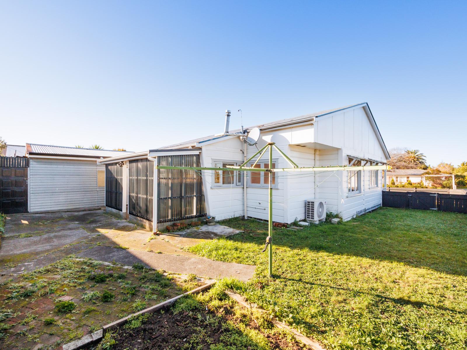 16 Queen Street, Feilding