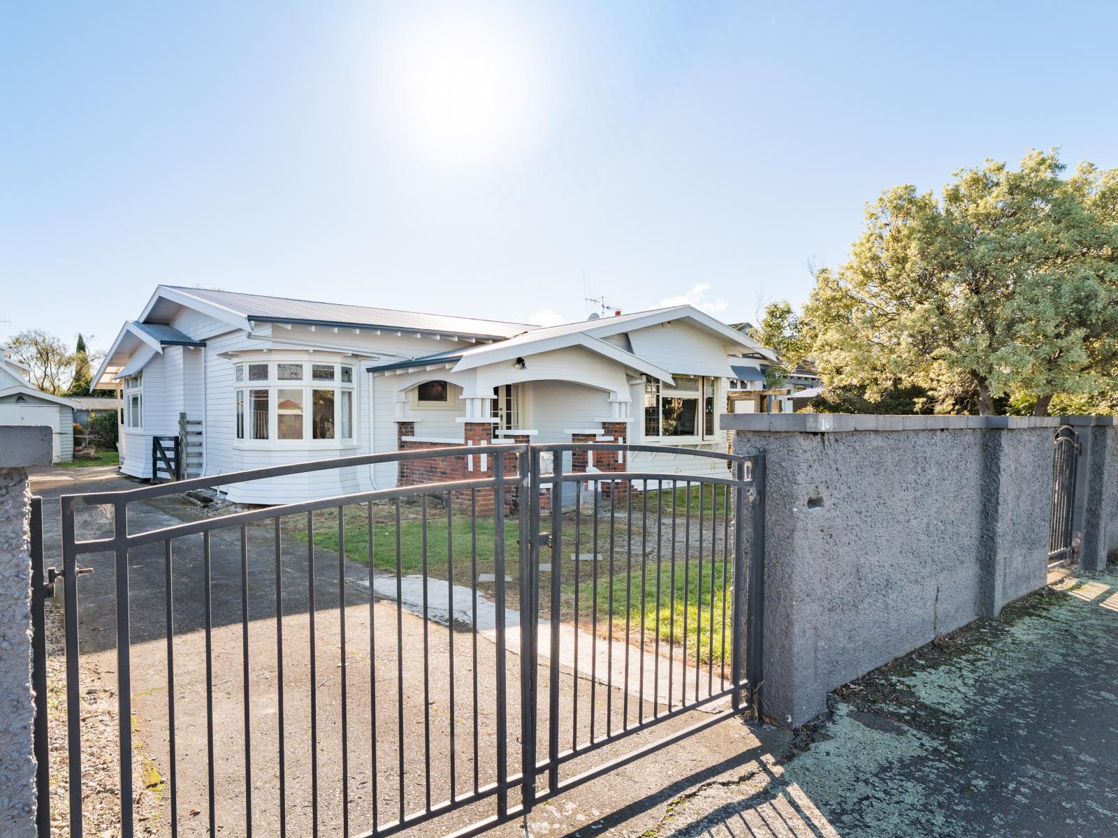161 Featherston Street, Takaro