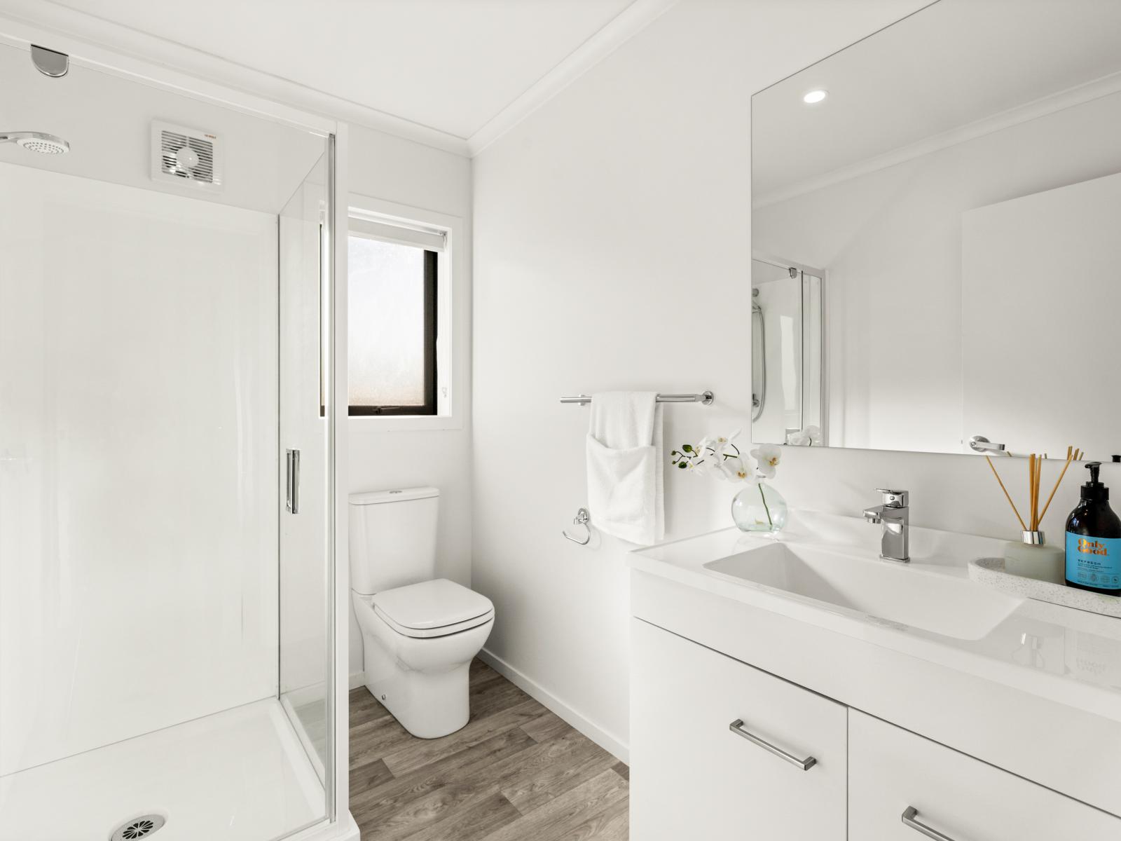 908A Outram Road, Akina