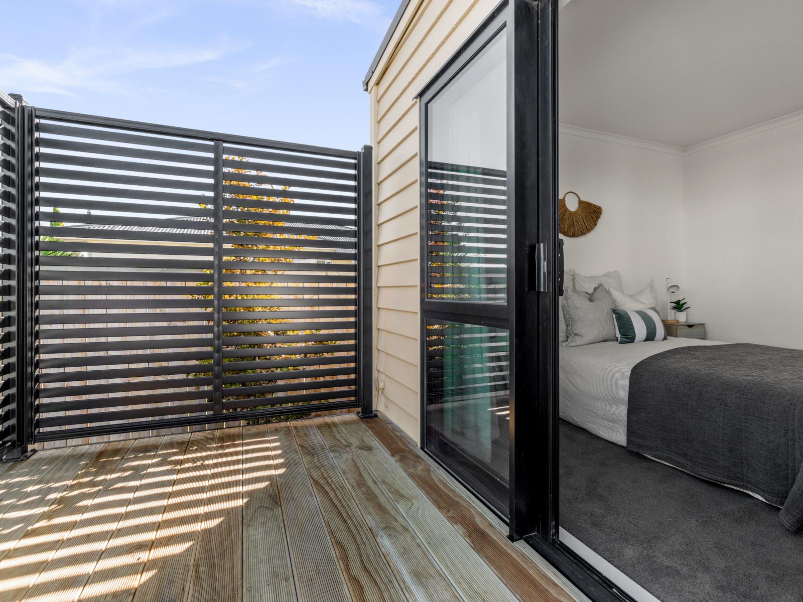 908A Outram Road, Akina