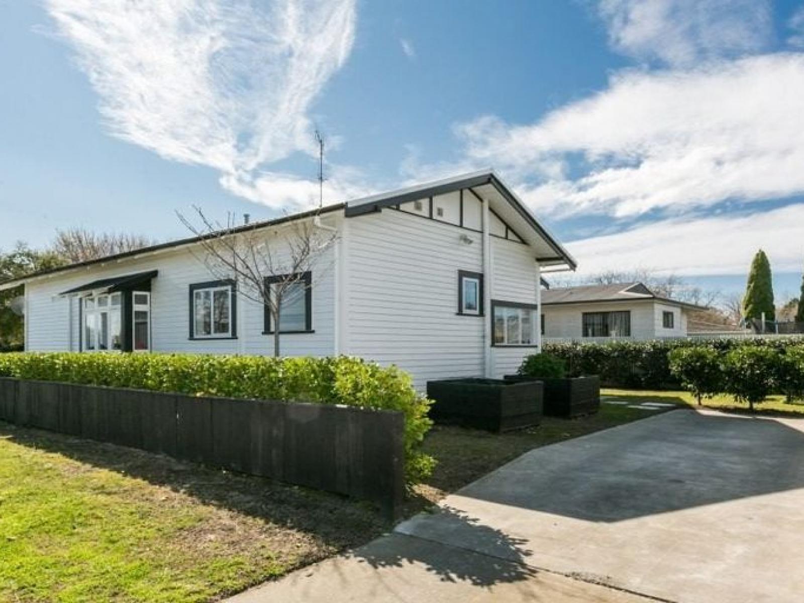 900 Albert Street, Parkvale