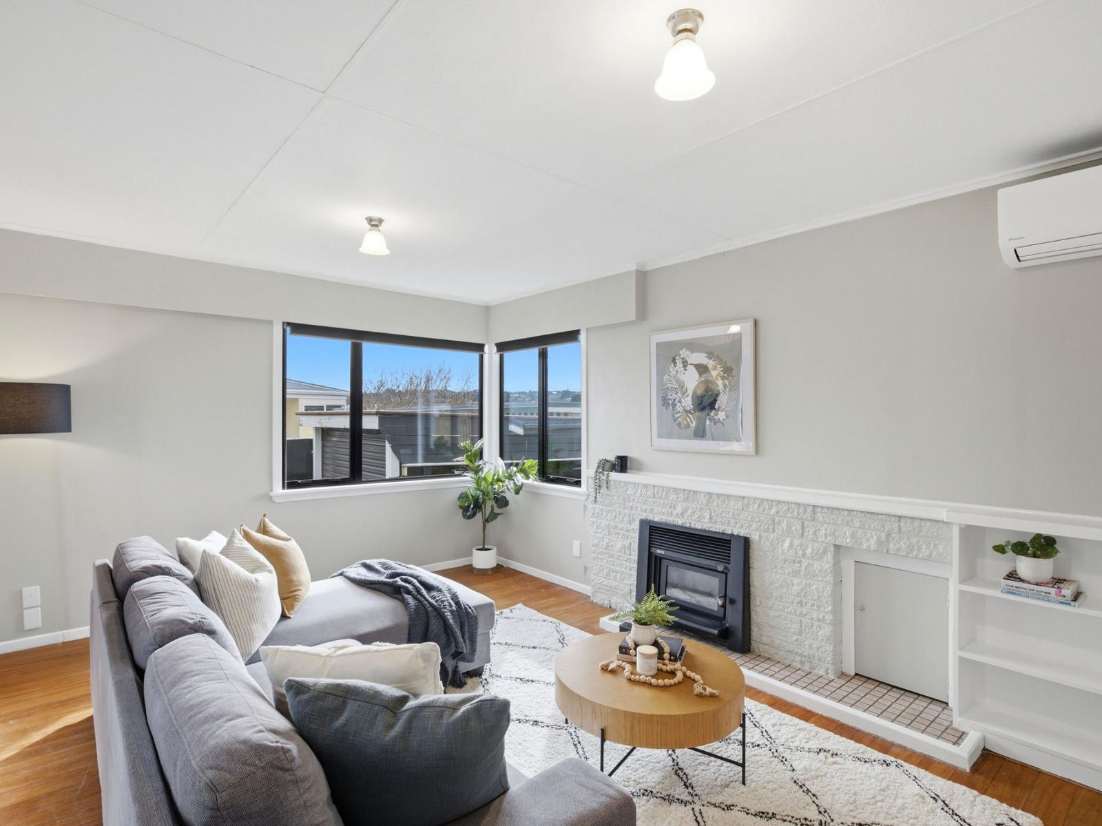 18 Lincoln Road, Springvale