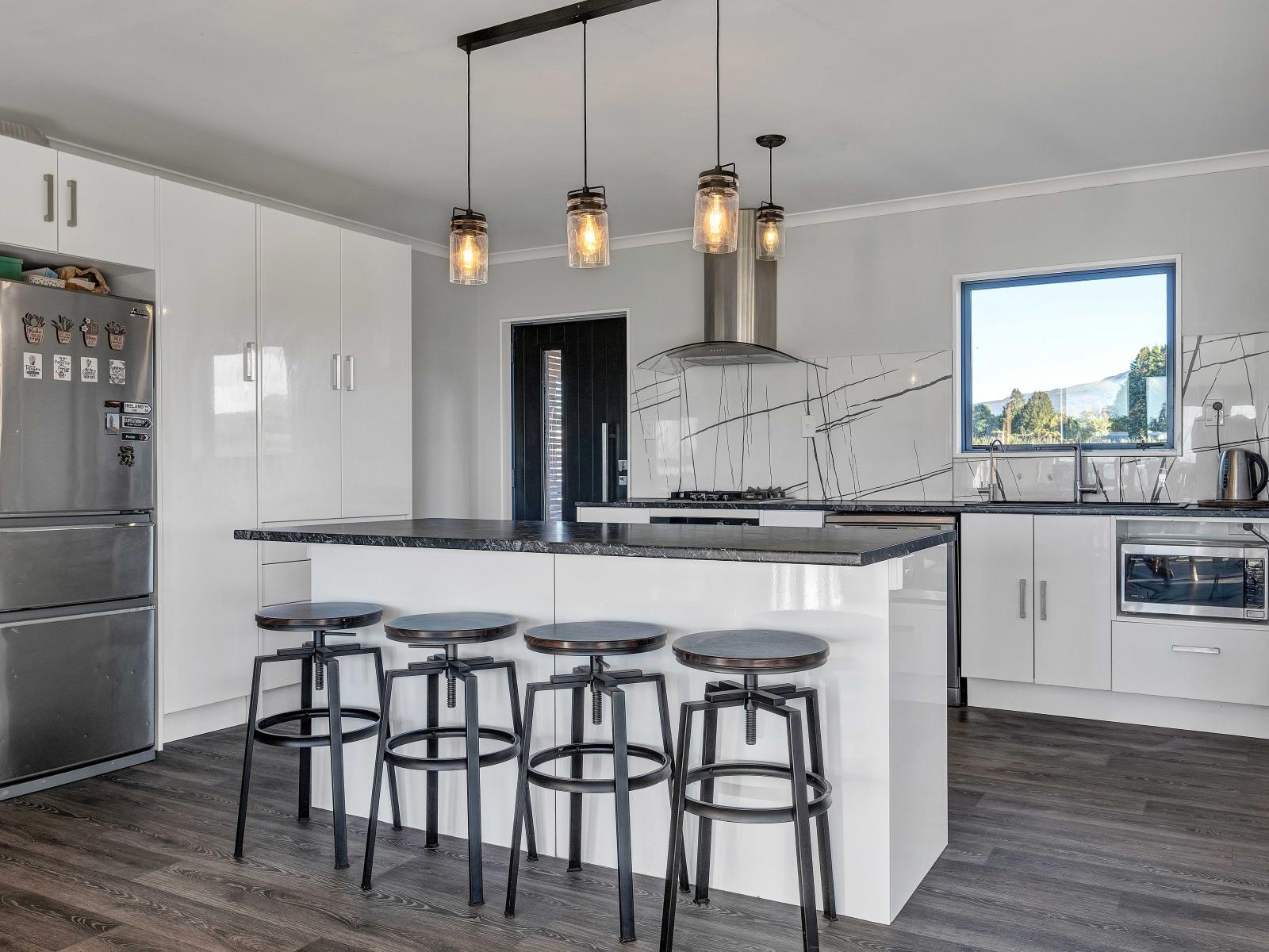83 Peters Road, Kaimiro