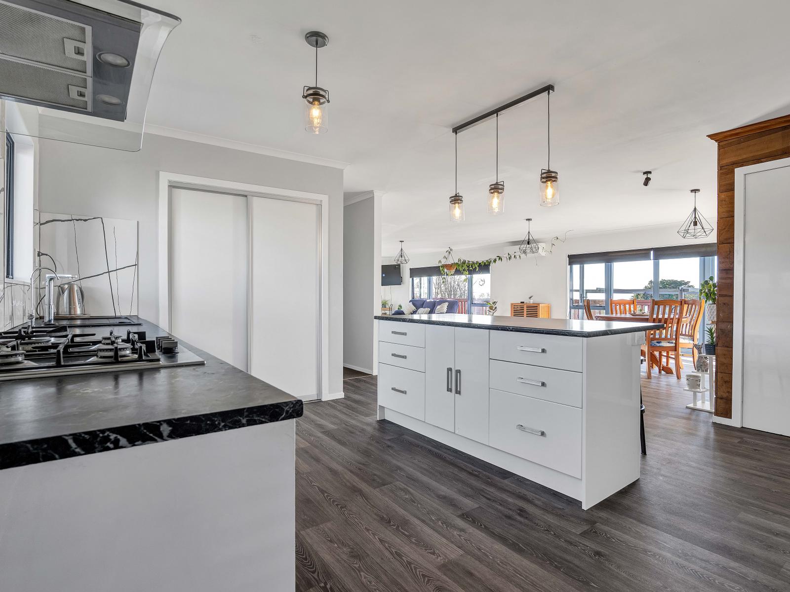83 Peters Road, Kaimiro