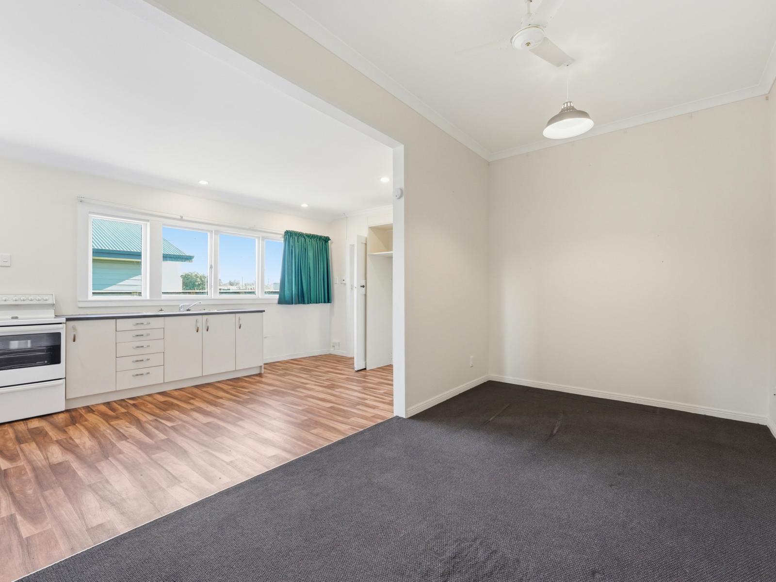 18 Beach Road, Castlecliff