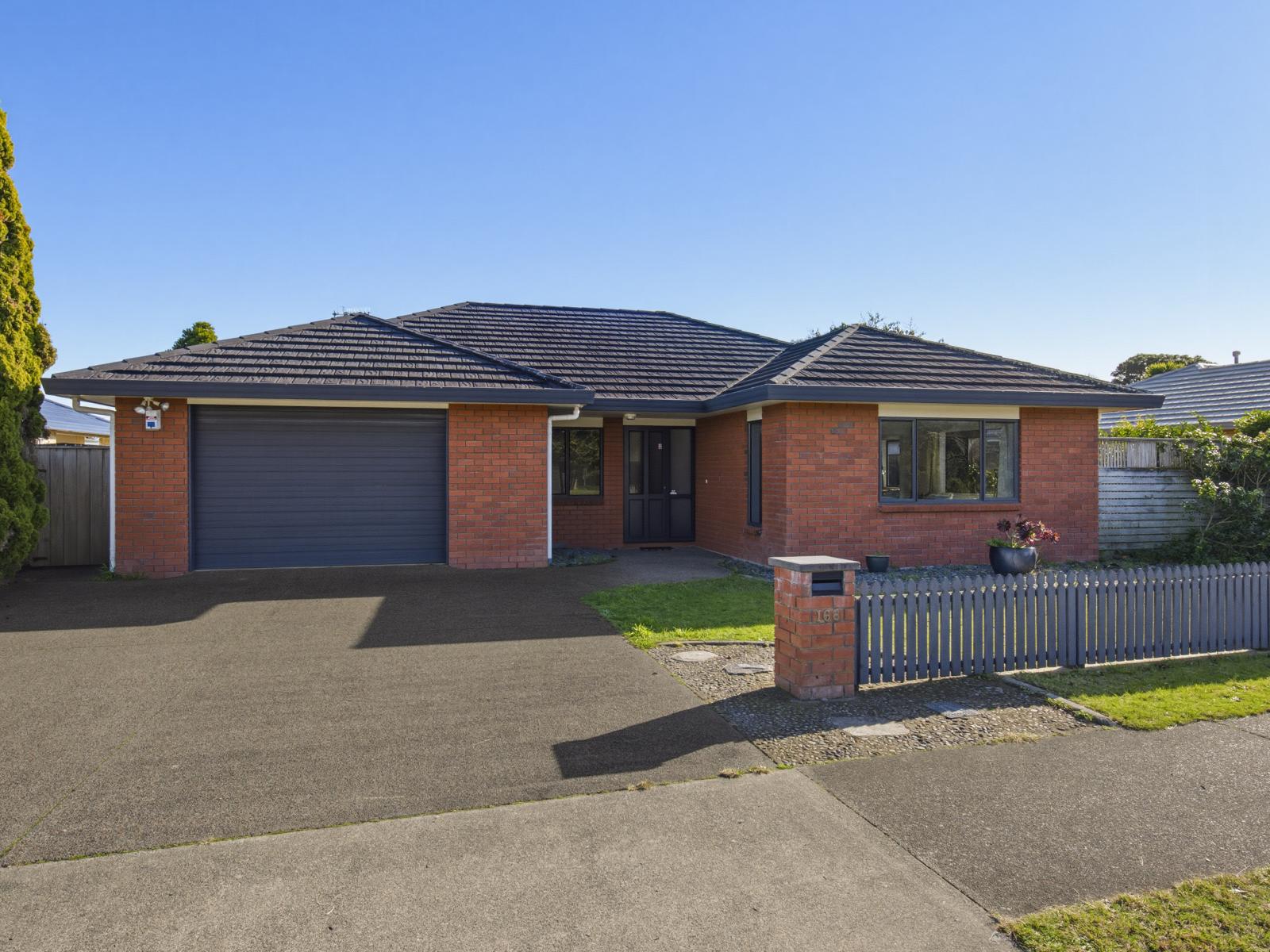 168 Guildford Drive, Paraparaumu Beach