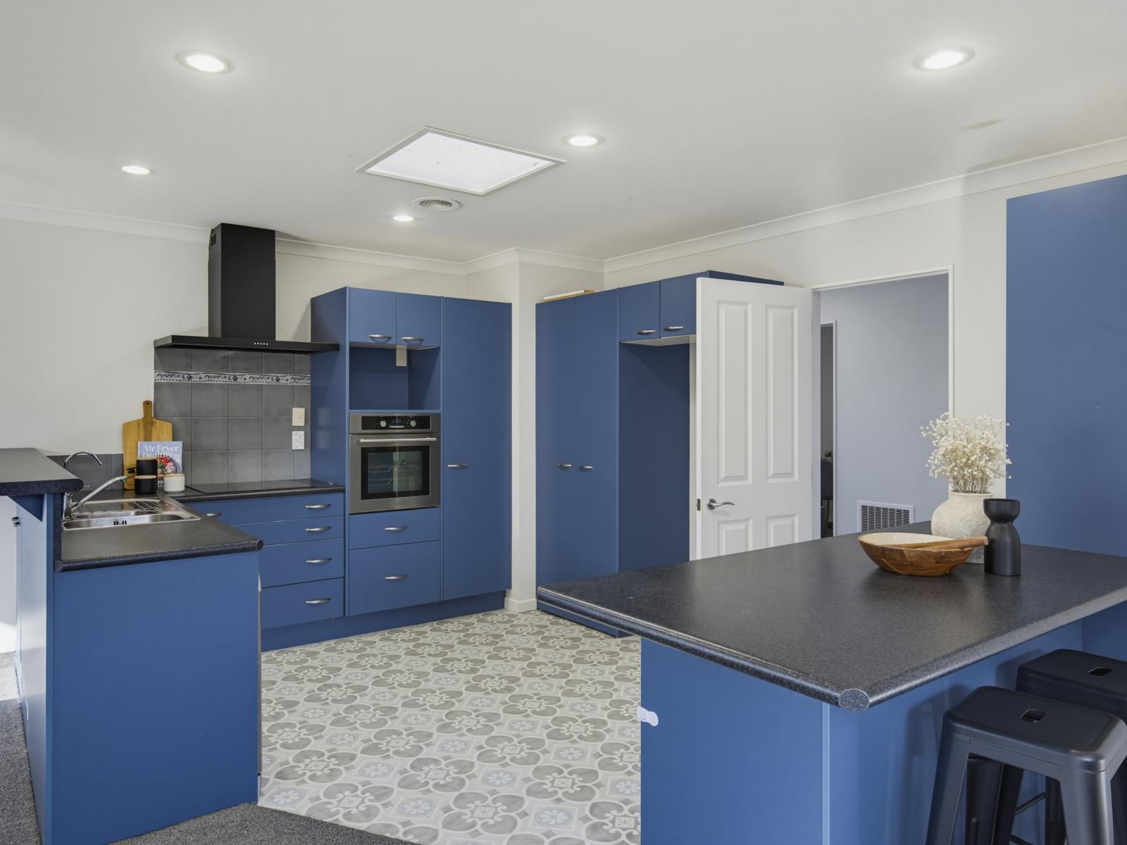 168 Guildford Drive, Paraparaumu Beach