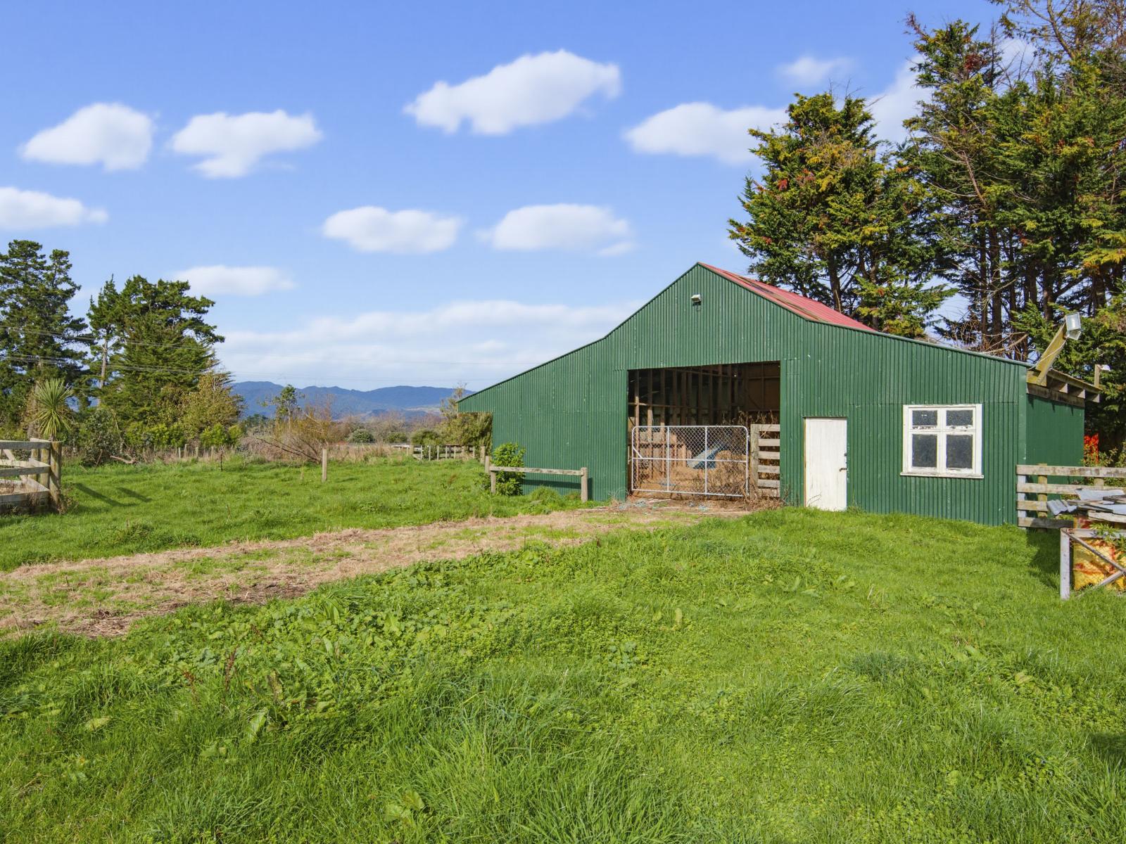 36 Painua Road, Hokio Beach