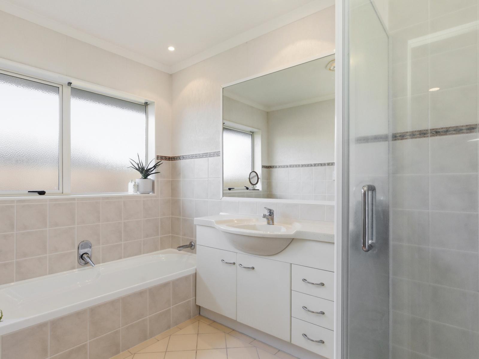 90 Gravatt Road, Papamoa