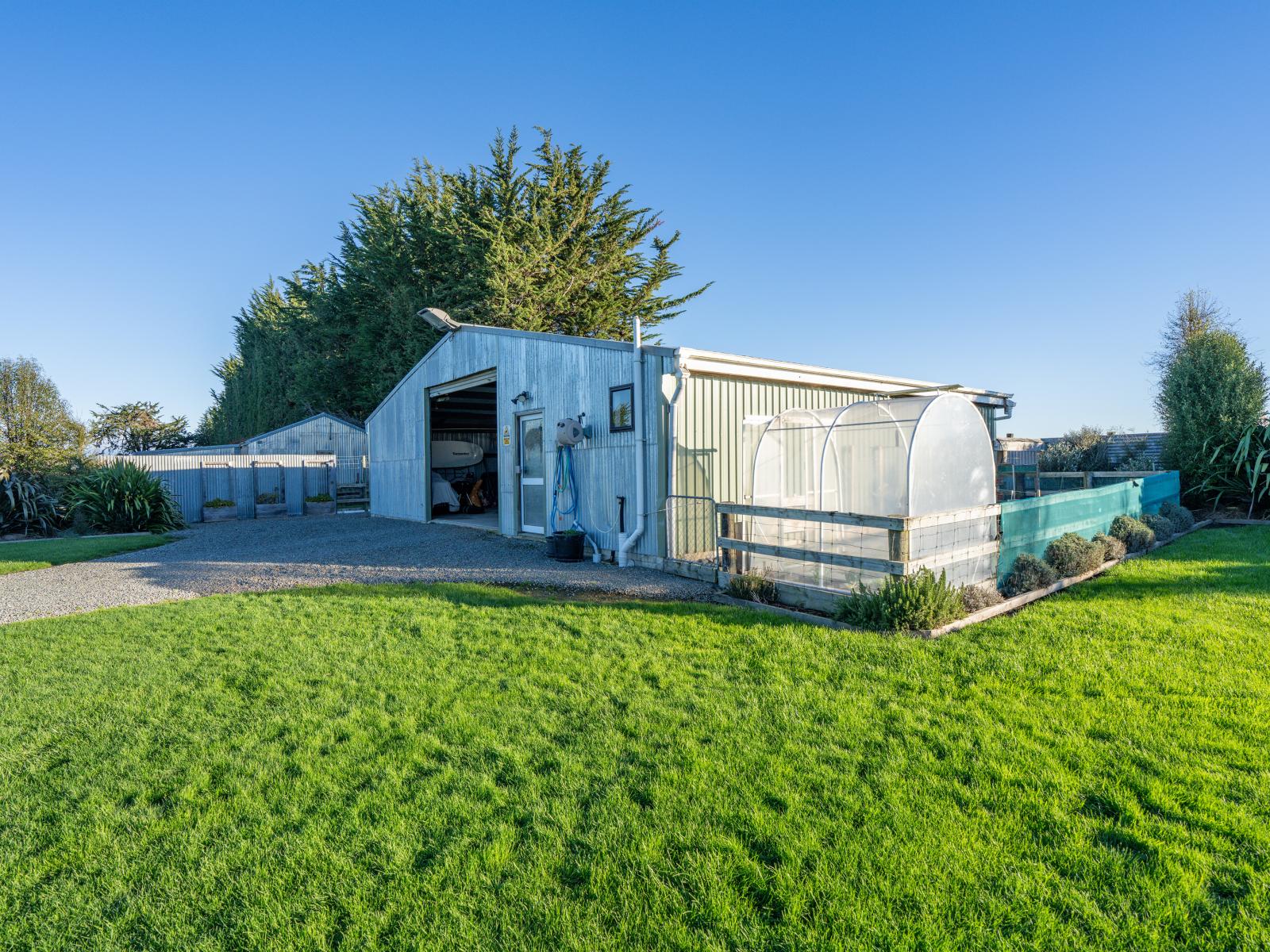 261 Wilsons Crossing Road, Tussock Creek