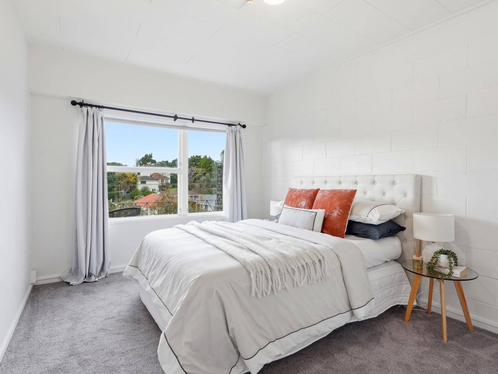 73B Great North Road, St Johns Hill