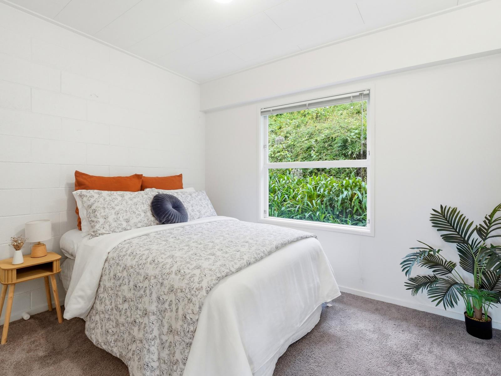 73B Great North Road, St Johns Hill