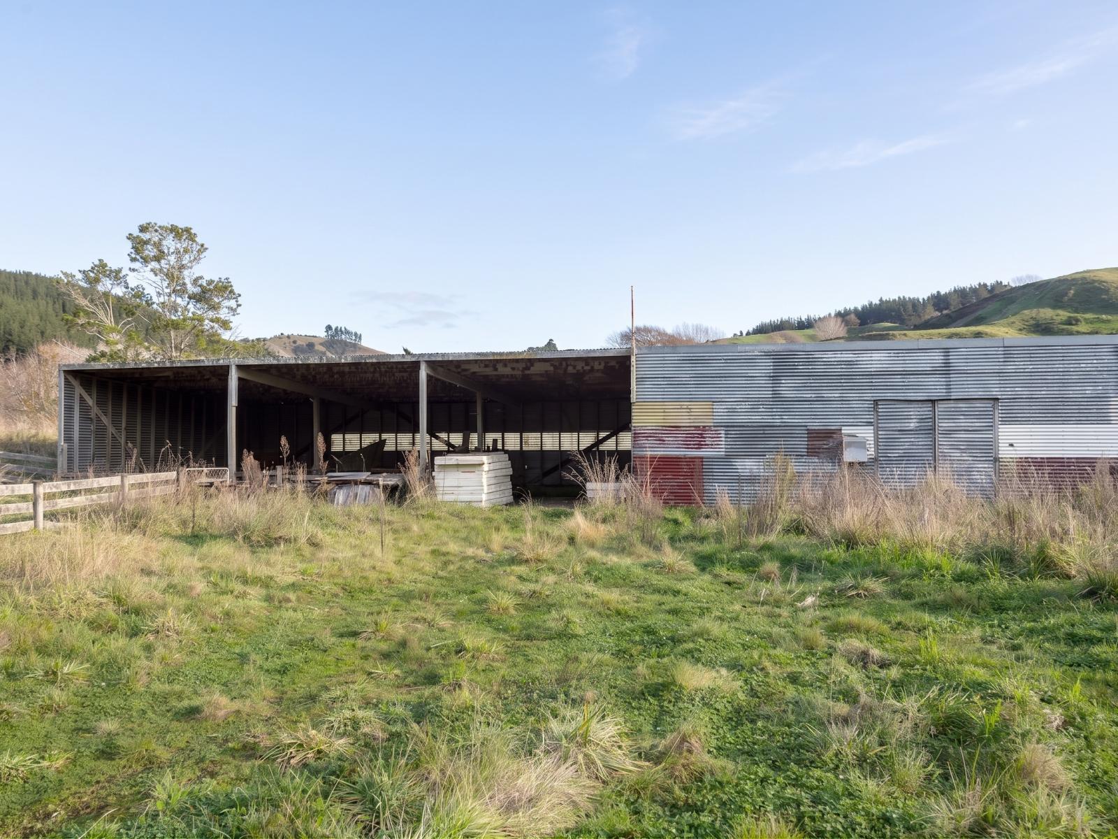 4 and 6 Charles Street, Tinui 