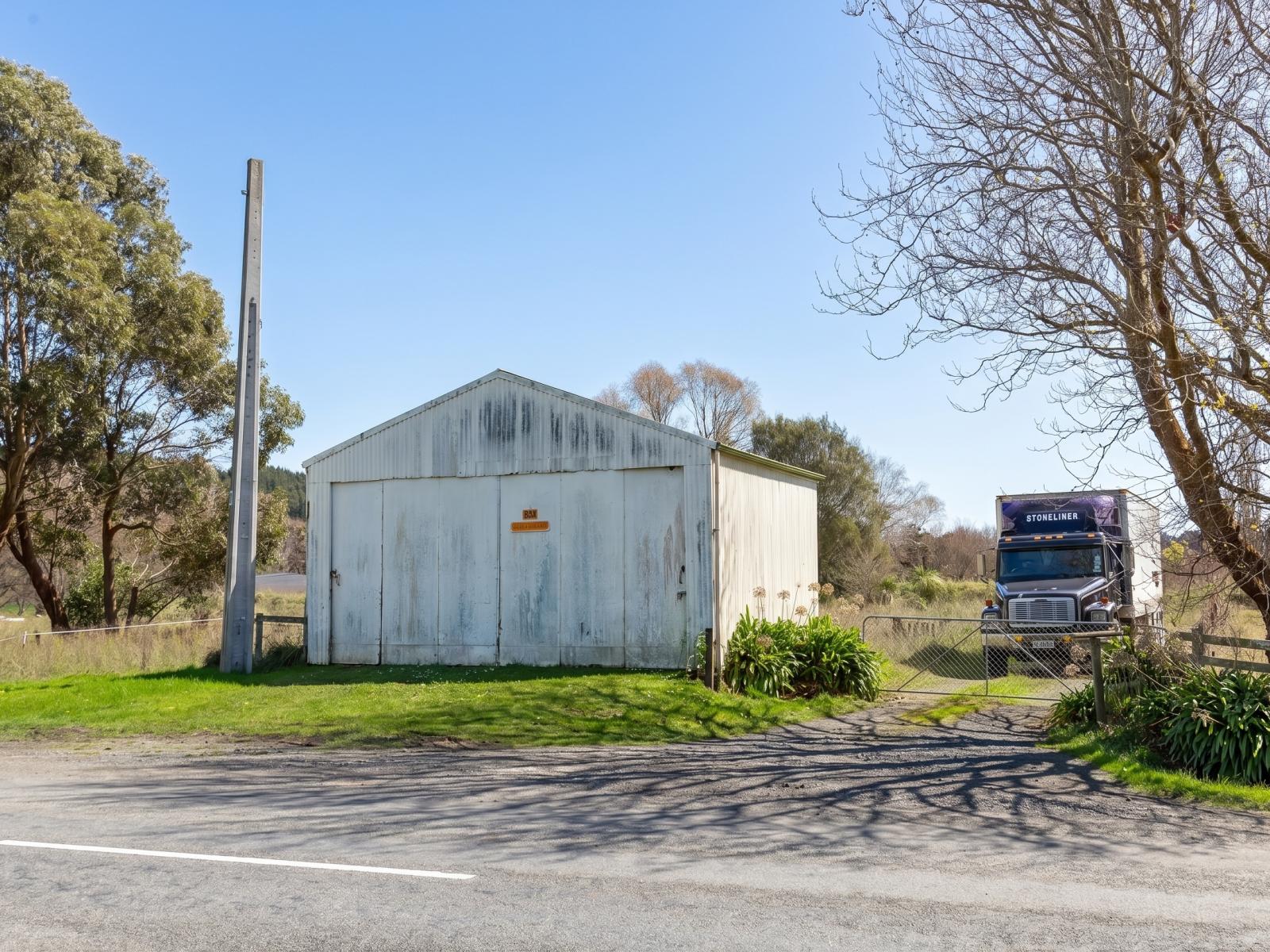 4 and 6 Charles Street, Tinui 