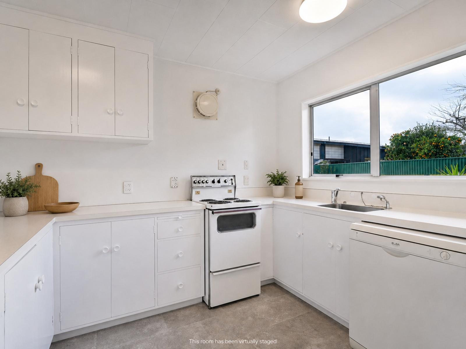 Unit 4, 902 Clive Street, Akina