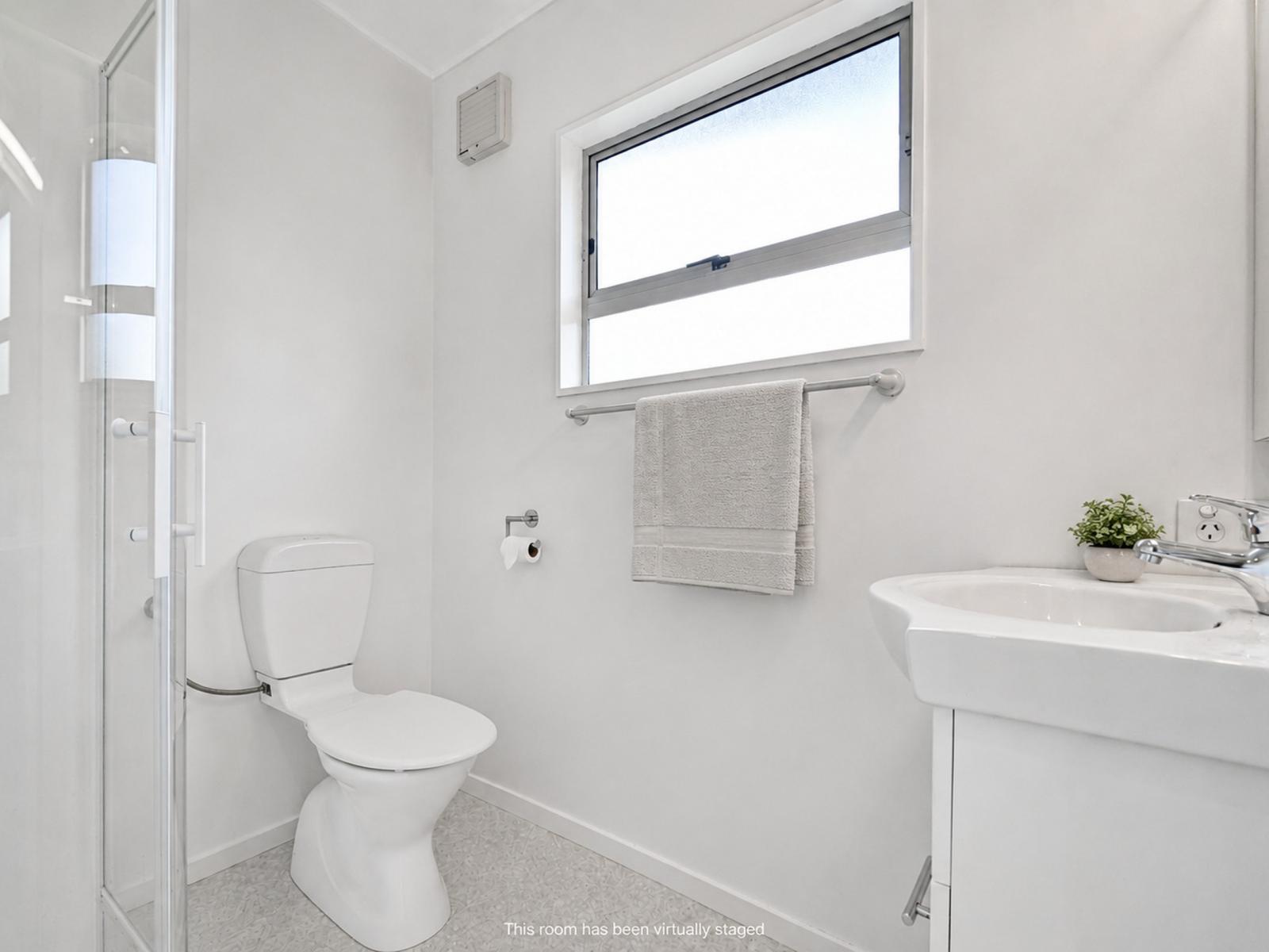 Unit 4, 902 Clive Street, Akina