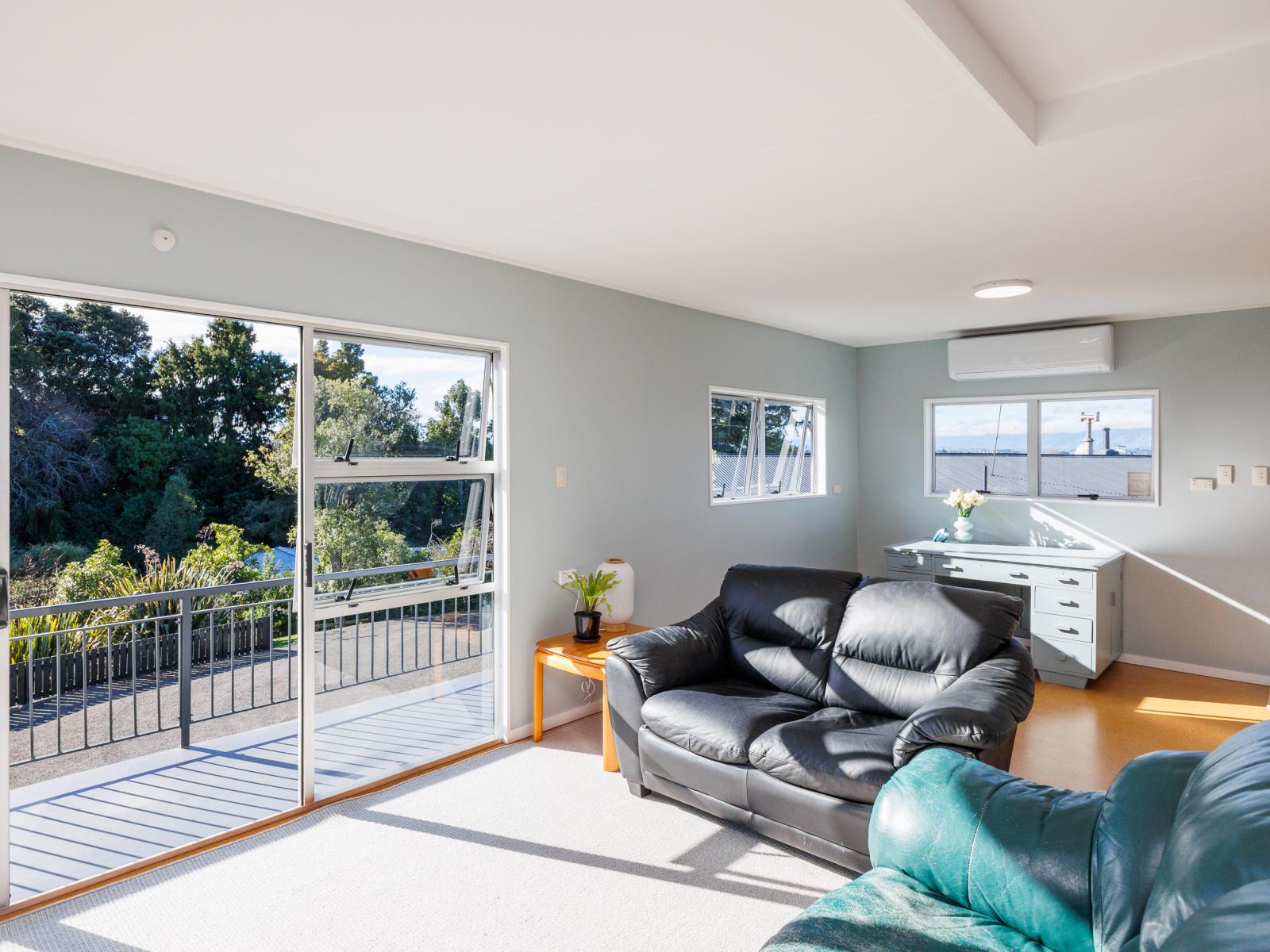 120 West Street, Feilding