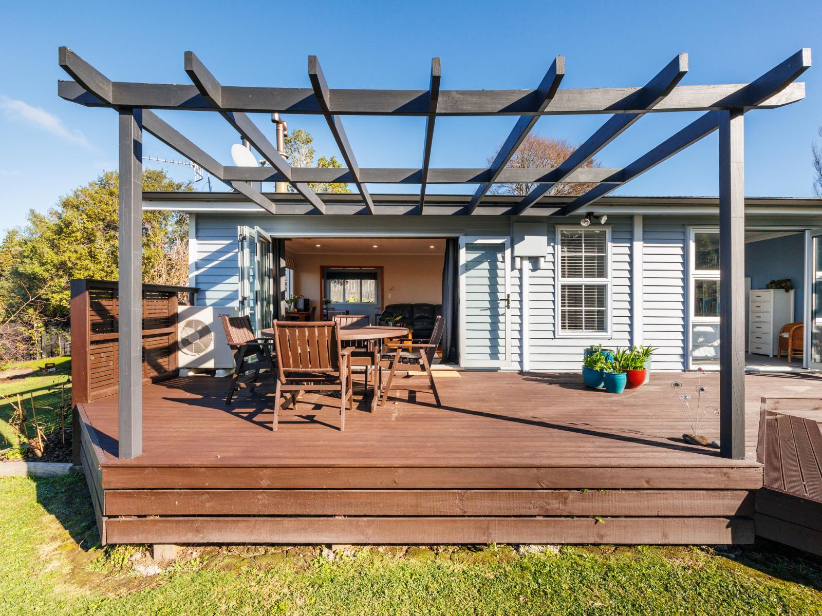 120 West Street, Feilding