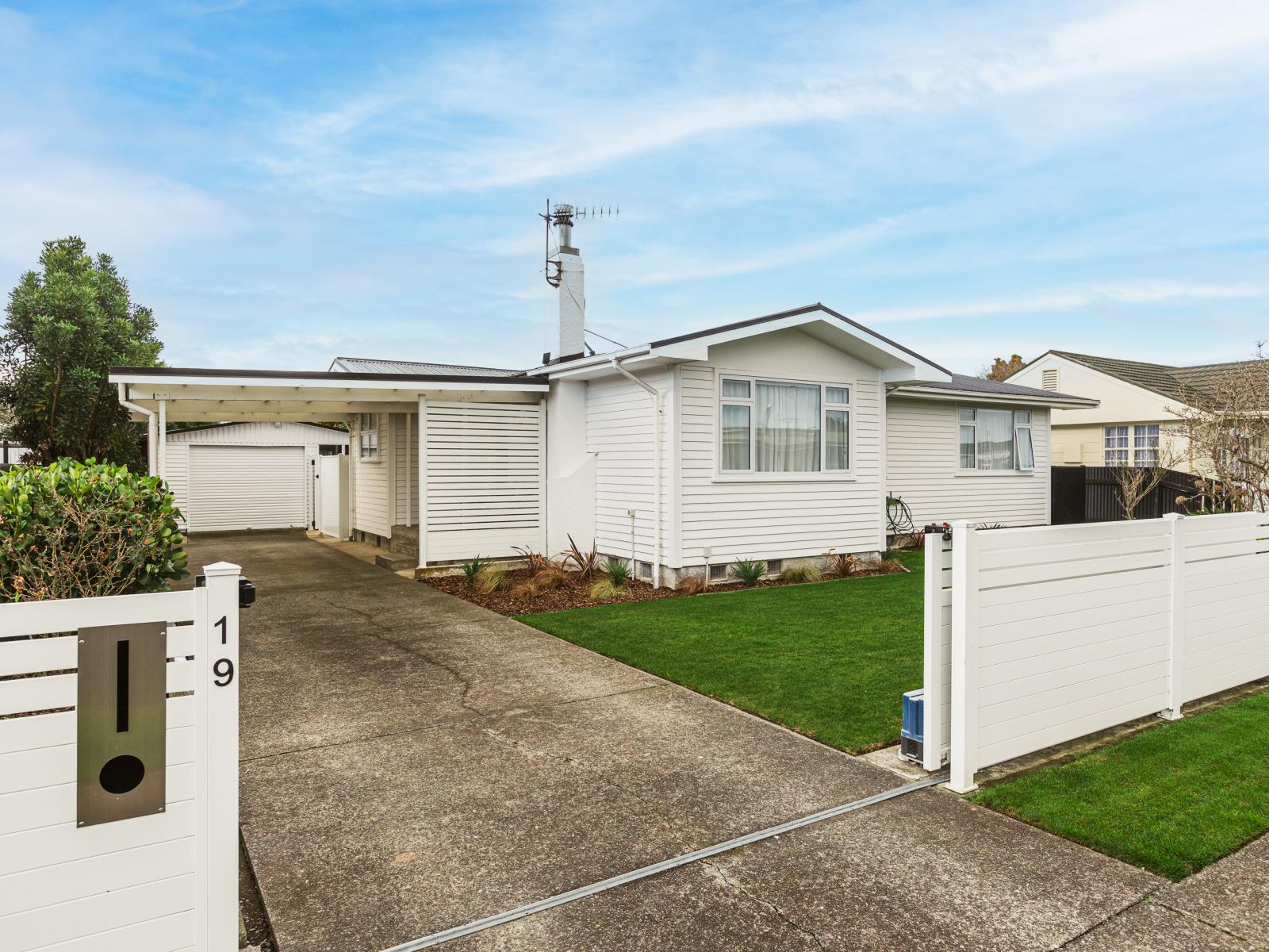 19 Frickleton Street, Taradale