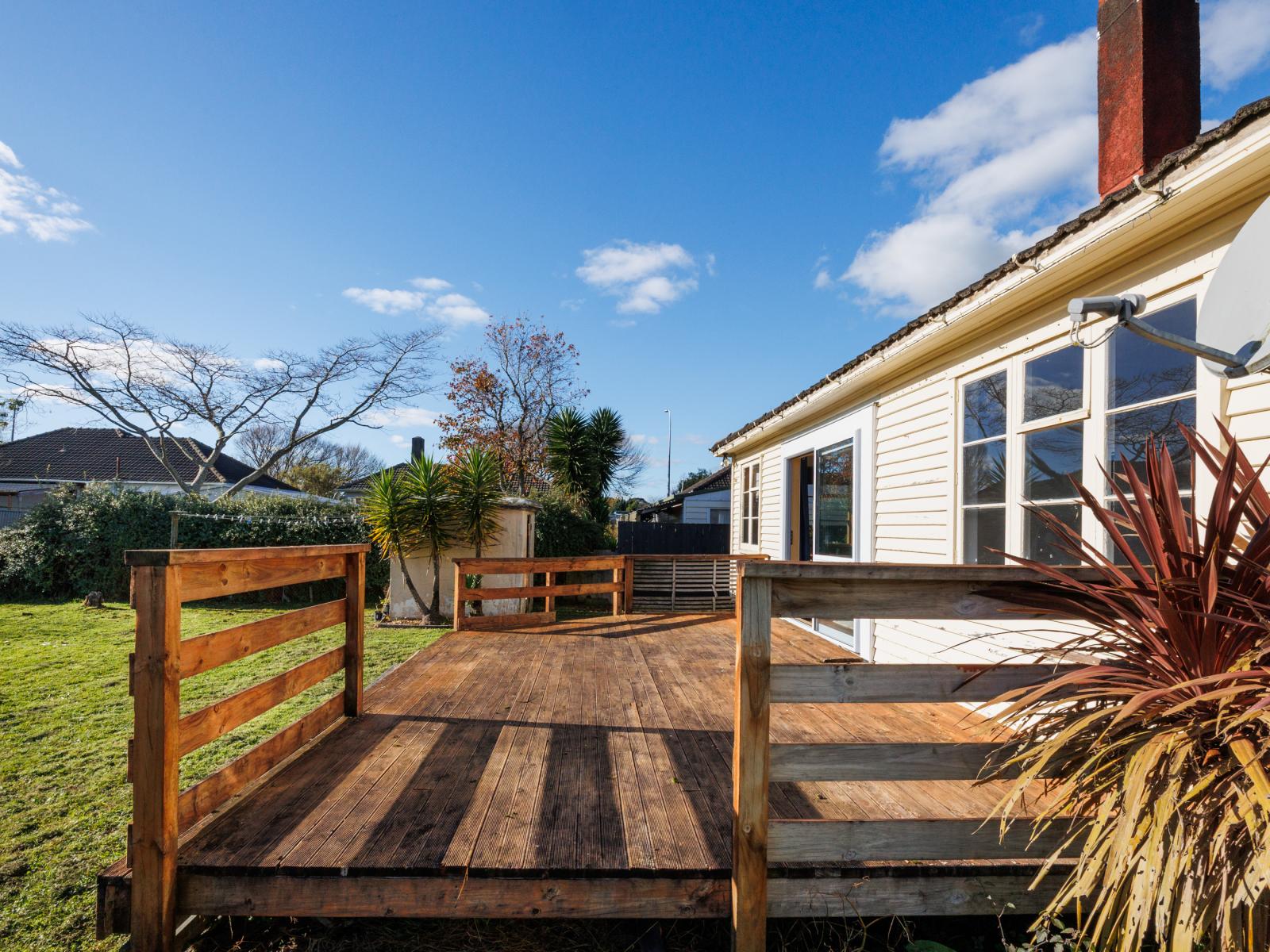 143 Rangiora Avenue, Roslyn
