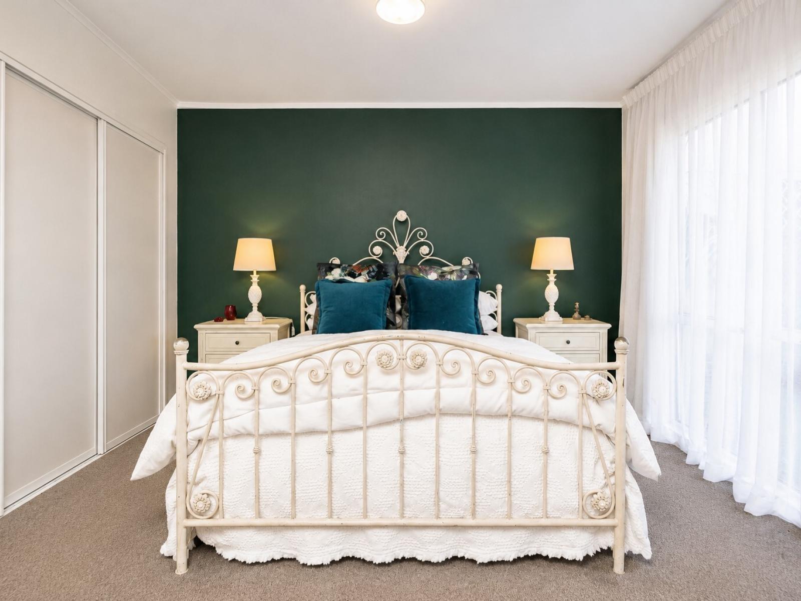 2 Fern Grove, Taradale