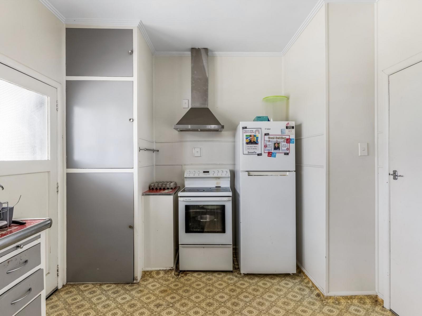 6 Lewis Street, Kaiti