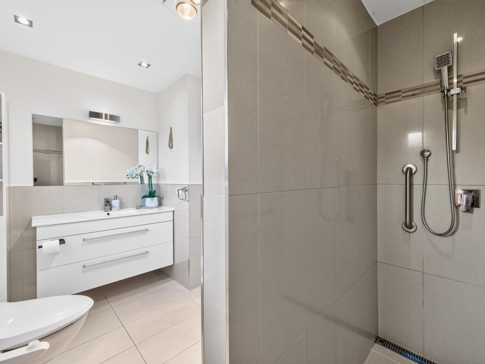5 Panorama Place, Coastlands