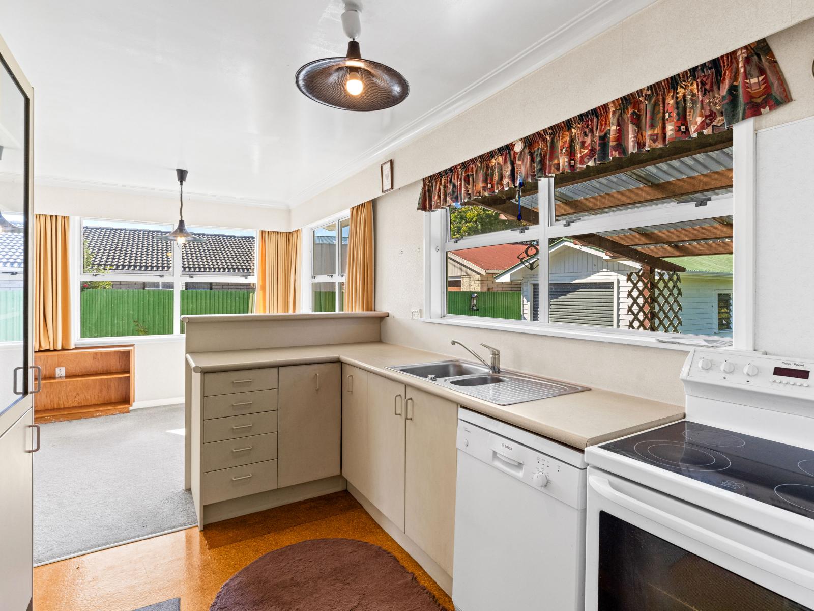 14 Dunstan Street, Otaki