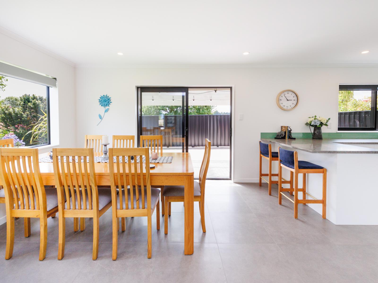 512 Milson Line, Newbury