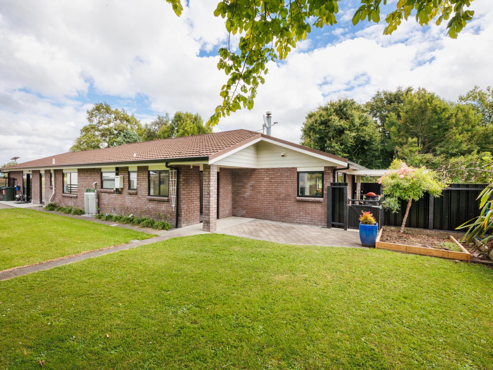 512 Milson Line, Newbury